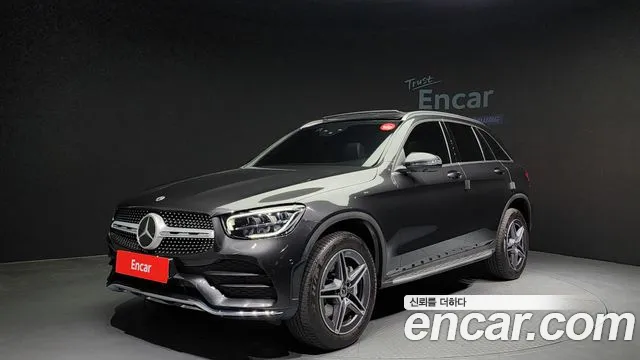 Mercedes-Benz GLC-Class GLC300e 4MATIC