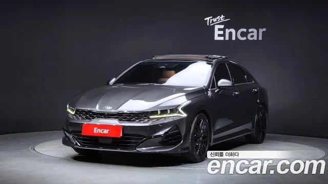 Kia K5 Signature