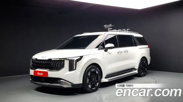 Kia Carnival 9-Seater Signature