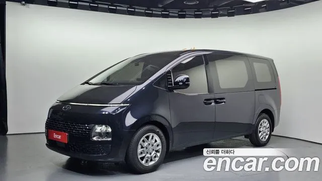 Hyundai Staria Modern