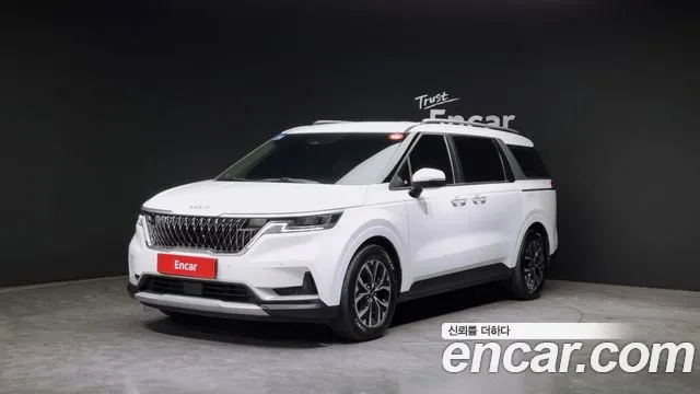 Kia Carnival 9-Seater Prestige