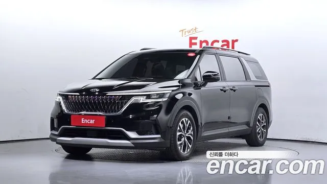 Kia Carnival 9-Seater Prestige