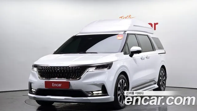Kia Carnival Signature