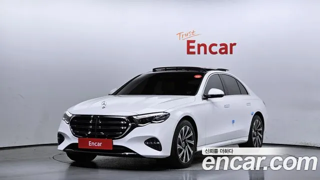 Mercedes-Benz E-class E300 4MATIC Exclusive