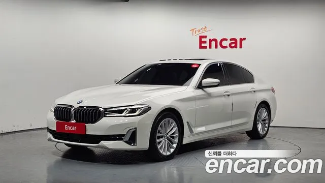 BMW 5-Series 523d xDrive Luxury
