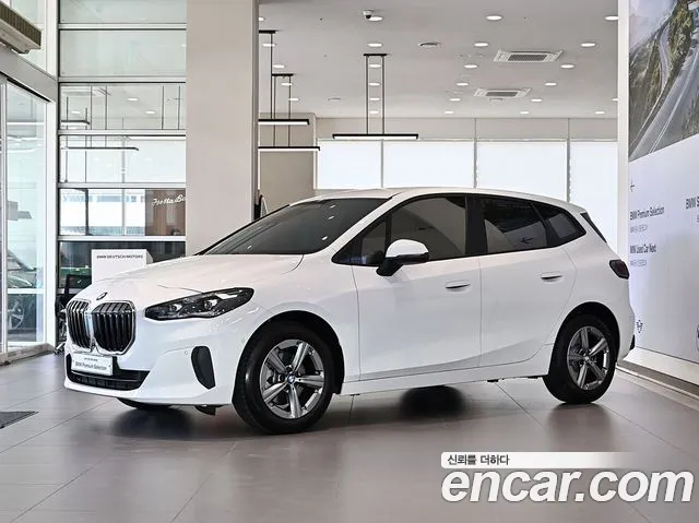 BMW 2-Series 220i Advantage