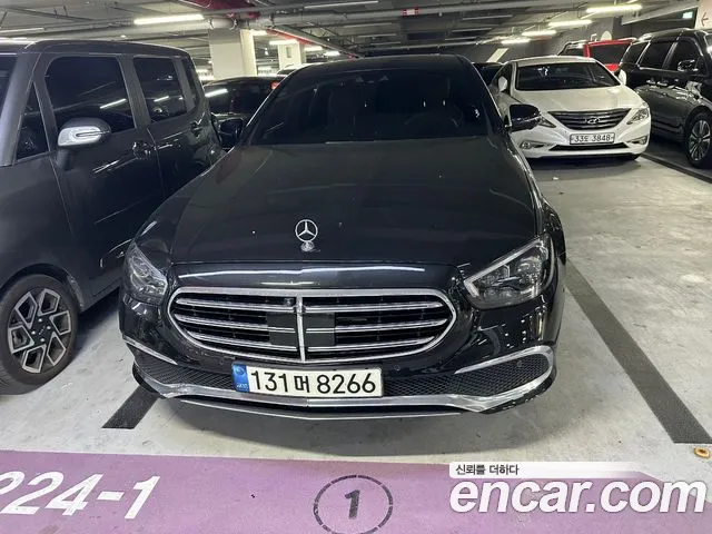 Mercedes-Benz E-class E300e 4MATIC Exclusive