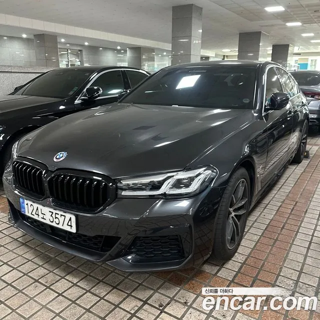 BMW 5-Series 523d M Sport