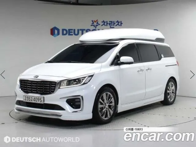 Kia Carnival 9-Seater Noblesse Special