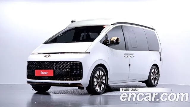 Hyundai Staria Prestige Camper 4Seater
