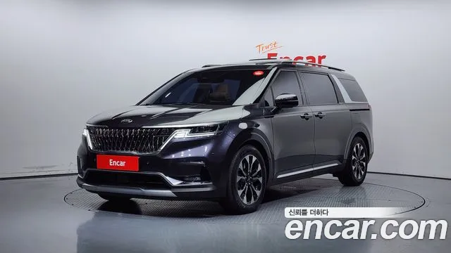 Kia Carnival Gasoline 7-Seater Signature