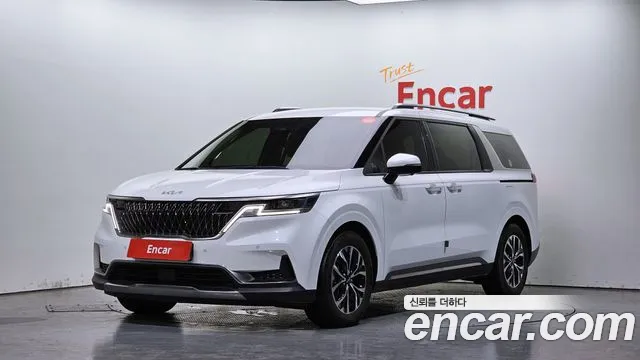 Kia Carnival 9-Seater Signature
