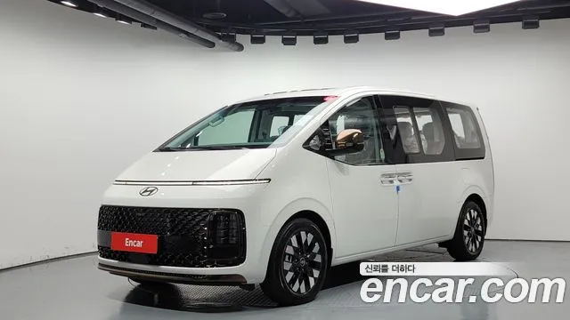 Hyundai Staria Inspiration
