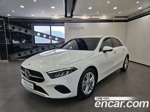 Mercedes-Benz A-Class A220 Hatchback