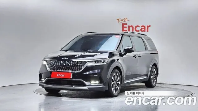 Kia Carnival Gasoline 9-Seater Signature