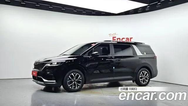 Kia Carnival 9-Seater Prestige