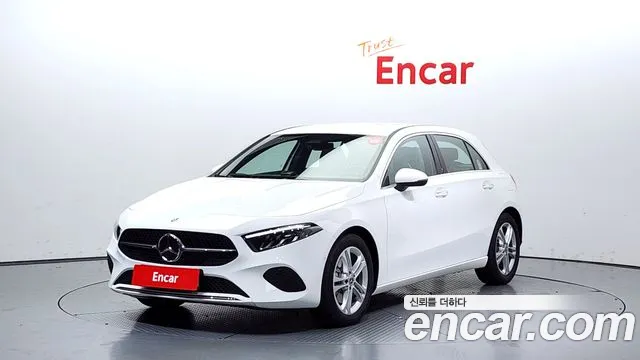 Mercedes-Benz A-Class A220 Hatchback