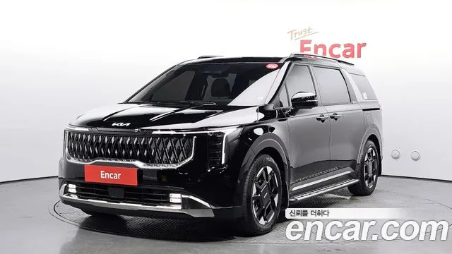 Kia Carnival 9-Seater Signature