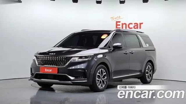 Kia Carnival 9-Seater Signature