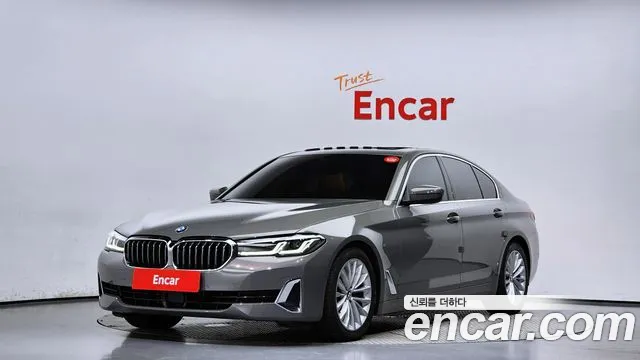 BMW 5-Series 520i Luxury