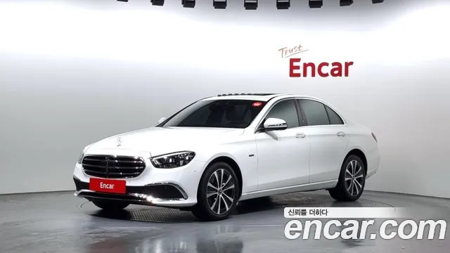 Mercedes-Benz E-class E300e 4MATIC Exclusive