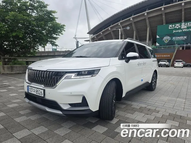 Kia Carnival 9-Seater Prestige