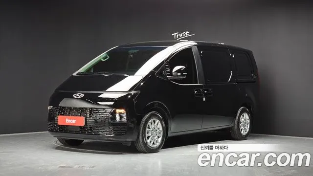 Hyundai Staria Modern