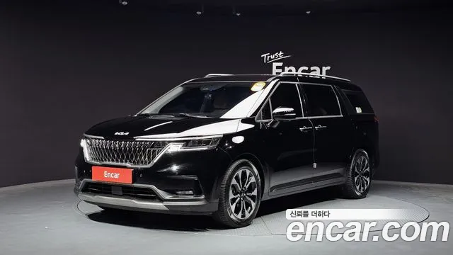 Kia Carnival 9-Seater Signature