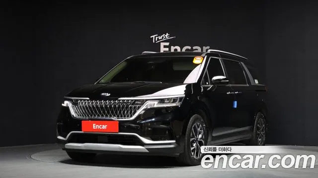 Kia Carnival 9-Seater Prestige