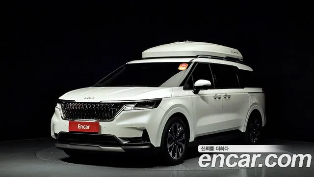 Kia Carnival 9-Seater Noblesse