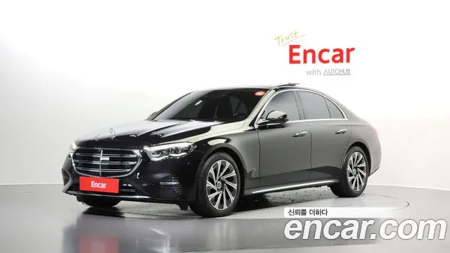 Mercedes-Benz E-class E300 4MATIC Exclusive