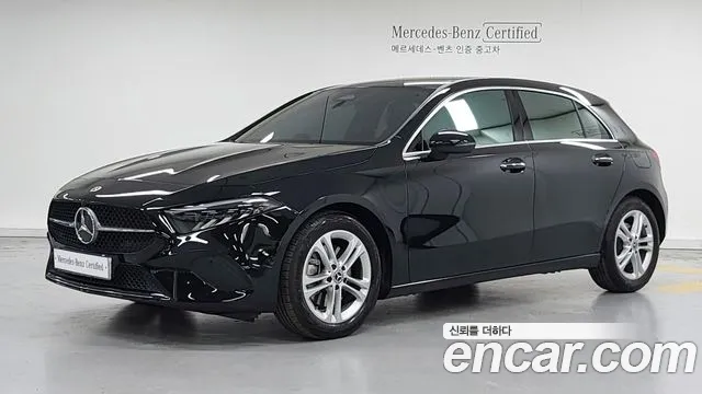 Mercedes-Benz A-Class A220 Hatchback