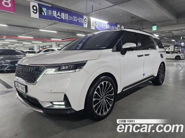 Kia Carnival 7-Seater Signature