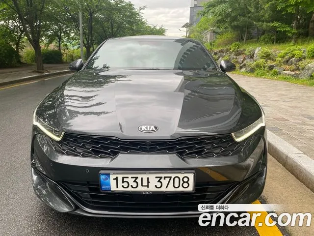 Kia K5 Signature