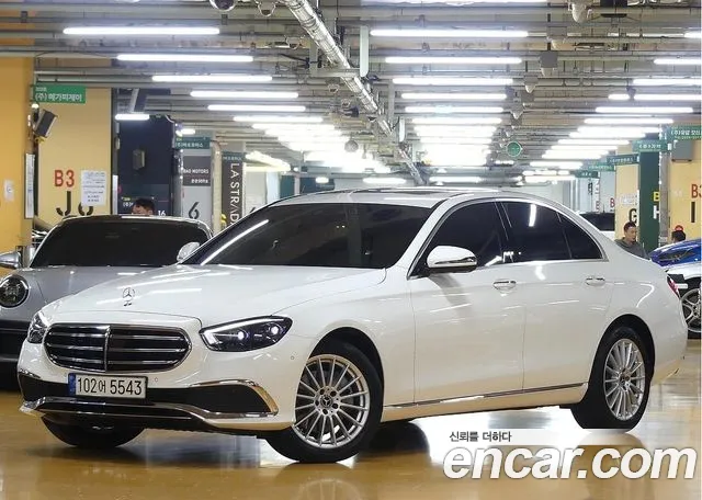 Mercedes-Benz E-class E220d 4MATIC Exclusive
