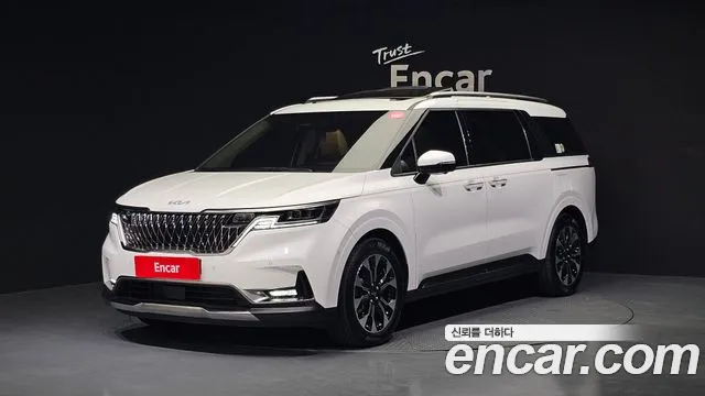 Kia Carnival Gasoline 9-Seater Signature
