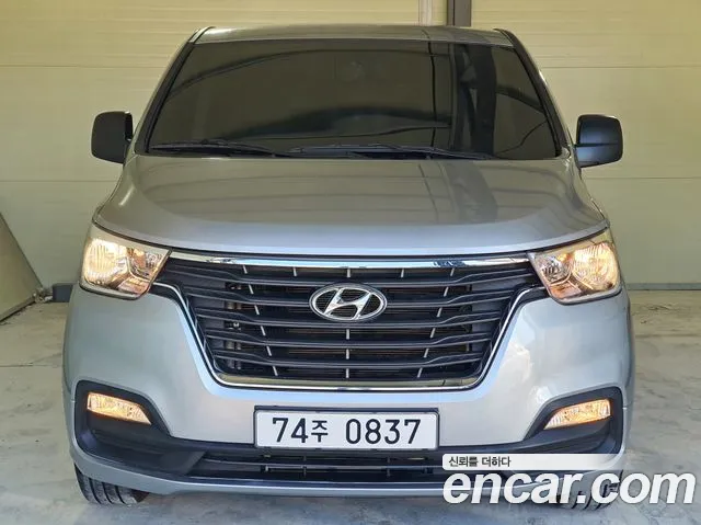 Hyundai Starex Smart