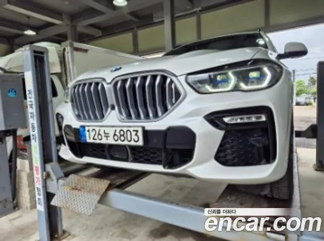 BMW X6 xDrive40i M Sports Online Exclusive Edition