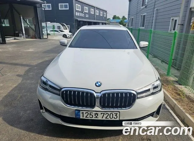 BMW 5-Series 523d Luxury