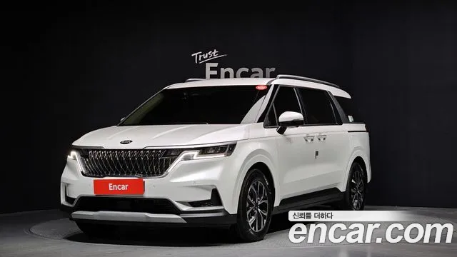 Kia Carnival 9-Seater Prestige