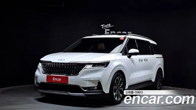 Kia Carnival 9-Seater Signature