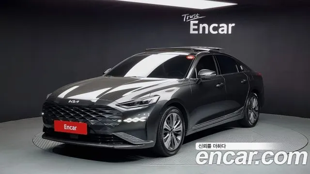 Kia K8 Signature