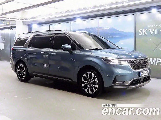 Kia Carnival 9-Seater Signature