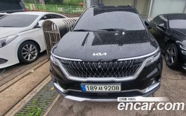 Kia Carnival 7-Seater Signature