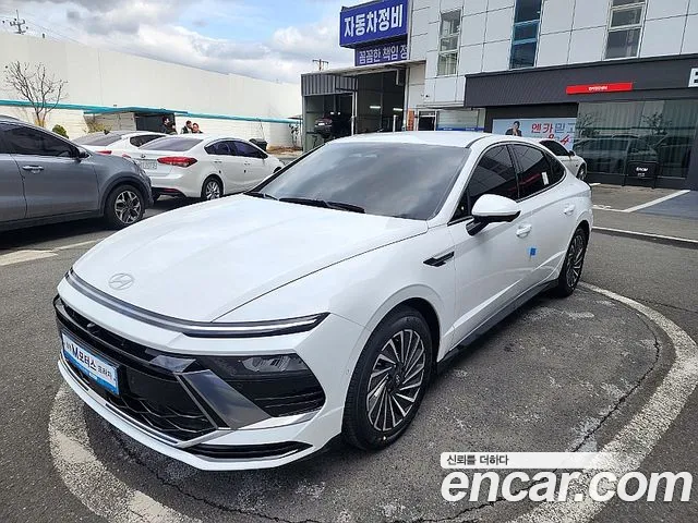 Hyundai Sonata Exclusive