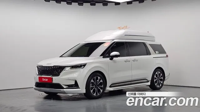 Kia Carnival Signature