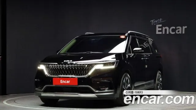 Kia Carnival Gasoline 9-Seater Signature