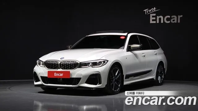BMW 3-Series M340i xDrive Touring Performance