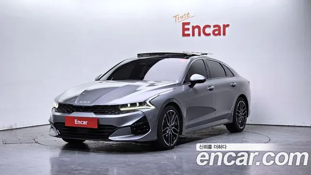 Kia K5 Signature