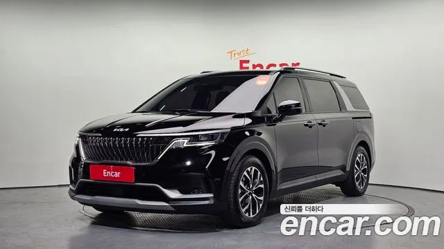 Kia Carnival 9-Seater Prestige